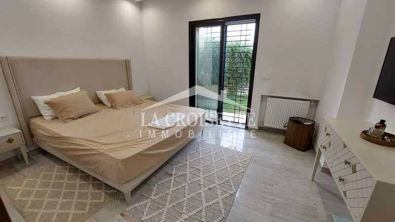 Appartement S+3 à La Soukra